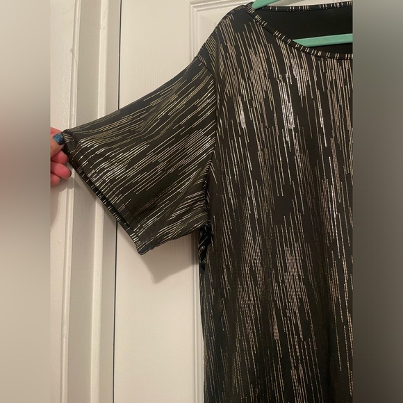 Women’s Plus Size SHEIN Blouse - Picture 2 of 4